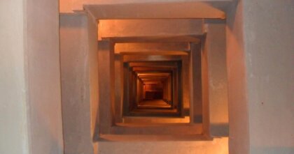 2026年3月26日(木)のサビアンシンボル牡羊座6度「一辺が明るく照らされた四角形」