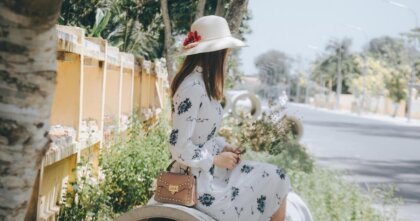 2026年4月12日(日)サビアンシンボル牡羊座23度「夏の軽装をした妊婦」